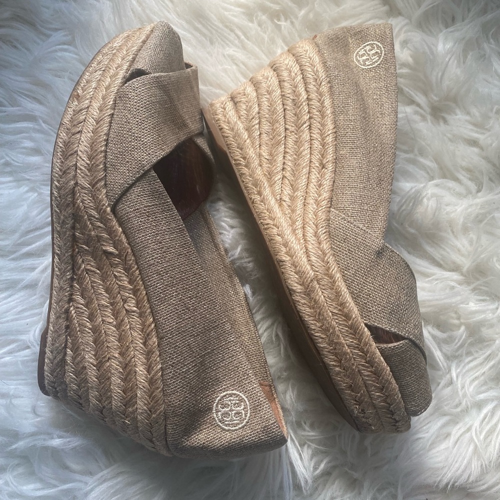 Tory size 8